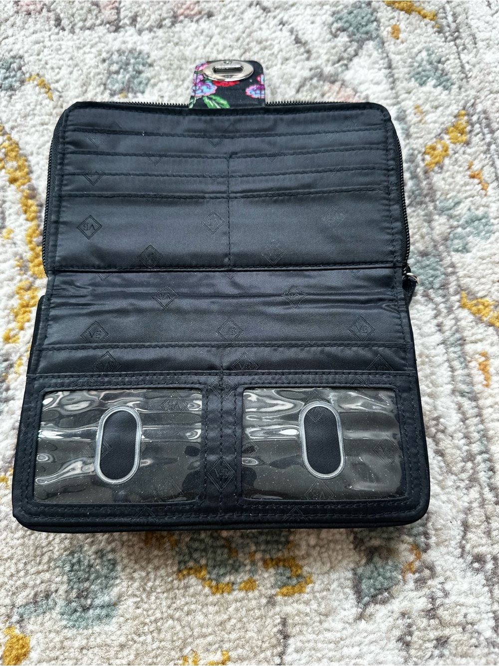 Vera Bradley Winter Berry Floral Turn Lock Wallet Retired Black - Picture 4 of 5